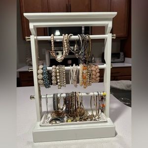 Jewelry stand